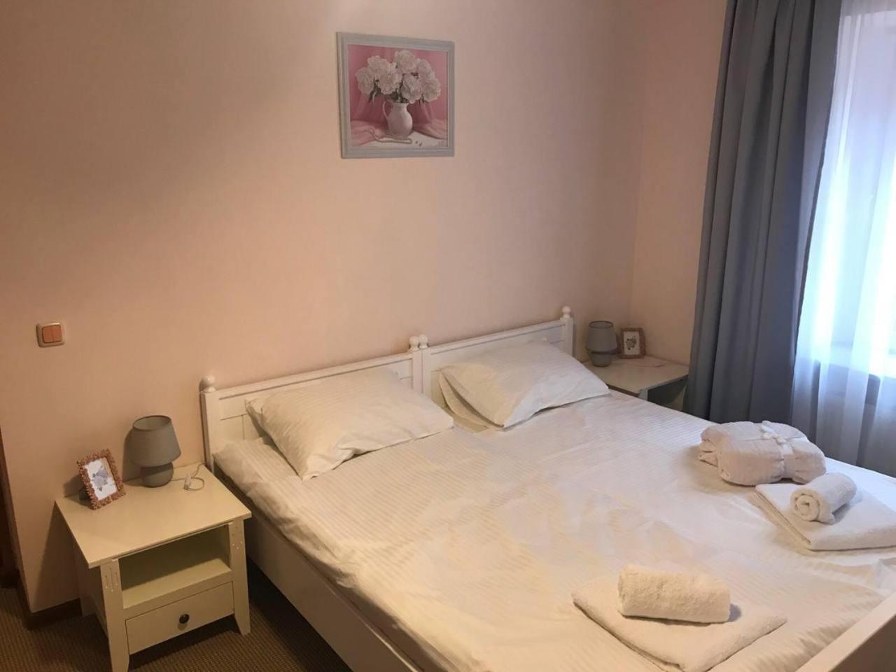 Apartamenty On Knyazya Romana Львів Екстер'єр фото