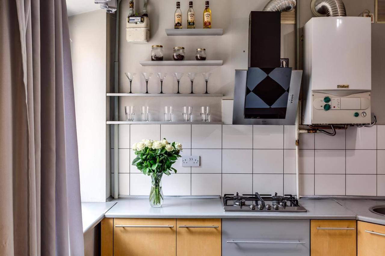 Apartamenty On Knyazya Romana Львів Екстер'єр фото
